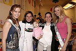 NEW YORK - APRIL 20:At the 3rd Annual &quotChildren's Day Artrageous&quot at the Metropolitan Pavilion in New York City on April 25, 2004<br>  (Photo by Rob Rich copyright 2004 516-676-3939<br>robwayne1@aol.com)
